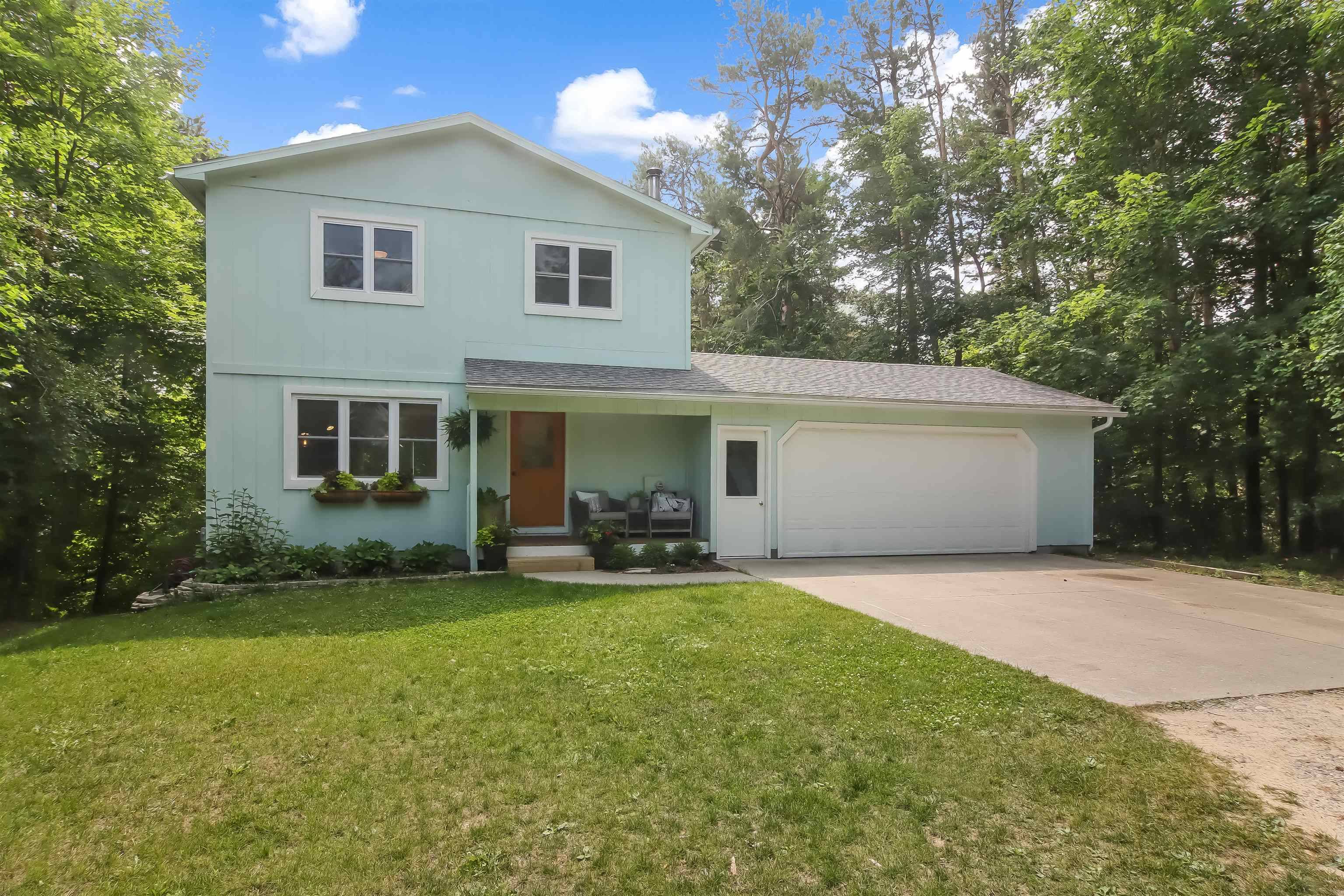 9758 Pineneedle, Williamsburg, MI 49690