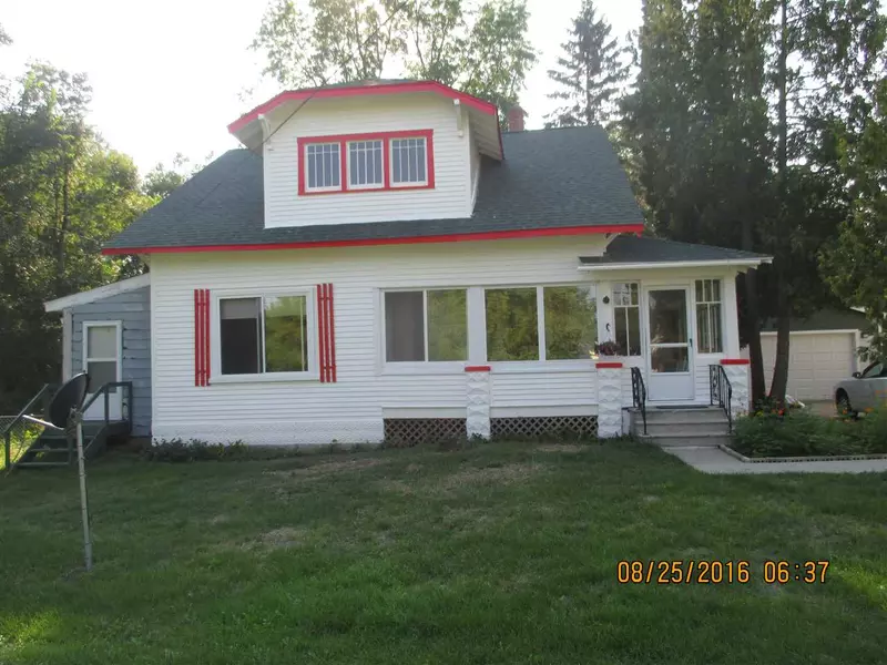 330 7th Avenue, Tawas City, MI 48763