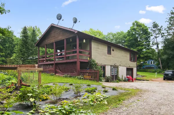 8383 Blue Road,  Lake City,  MI 49651
