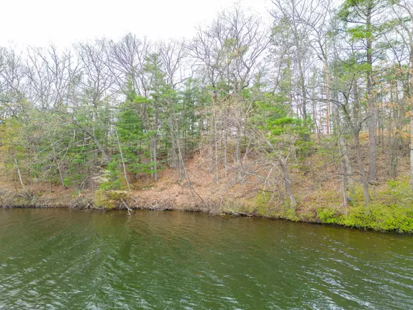 Traverse City, MI 49684,1597 Edgewater Ridge