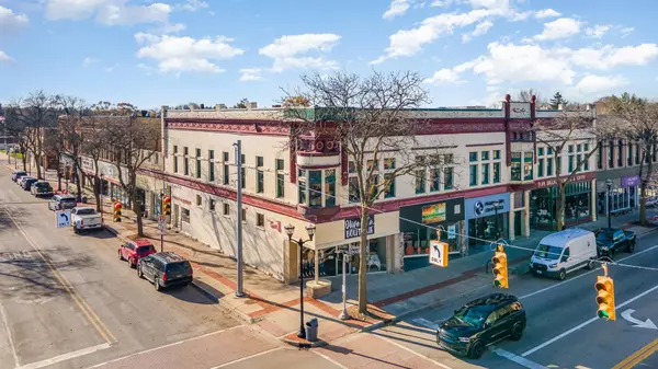 Alma, MI 48801,101 W Superior Street