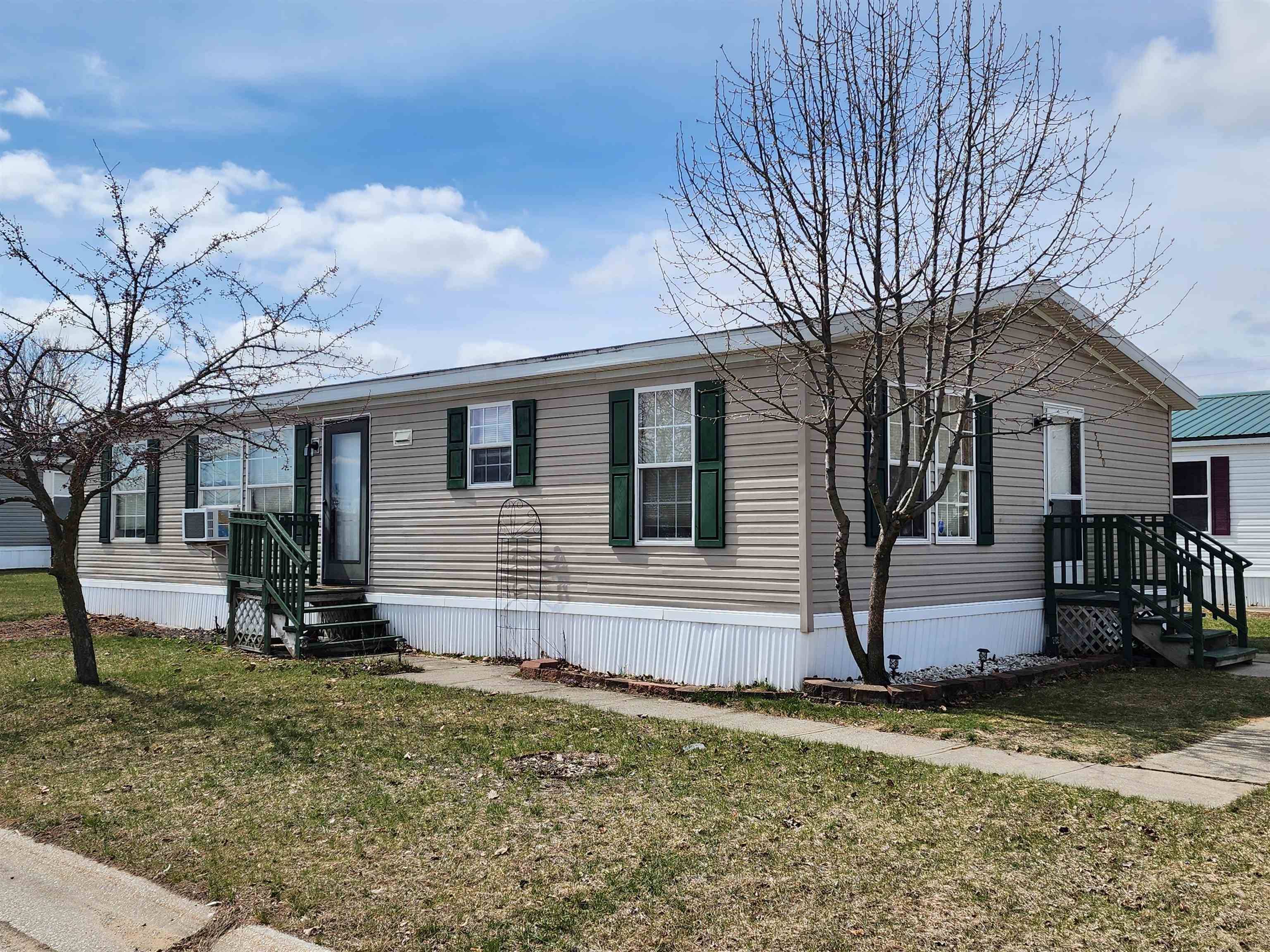 5430 E Clover Lane, Mount Pleasant, MI 48858