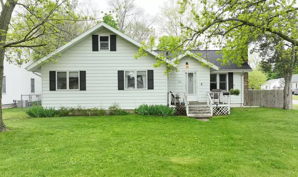 302 Elizabeth Street, Mount Pleasant, MI 48858