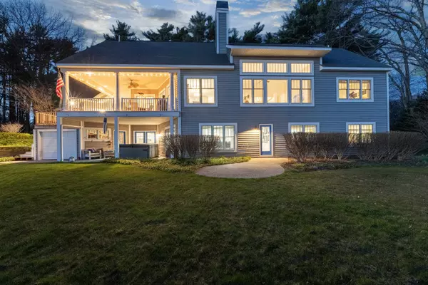 Spring Lake, MI 49456-9101,15432 Leonard Road