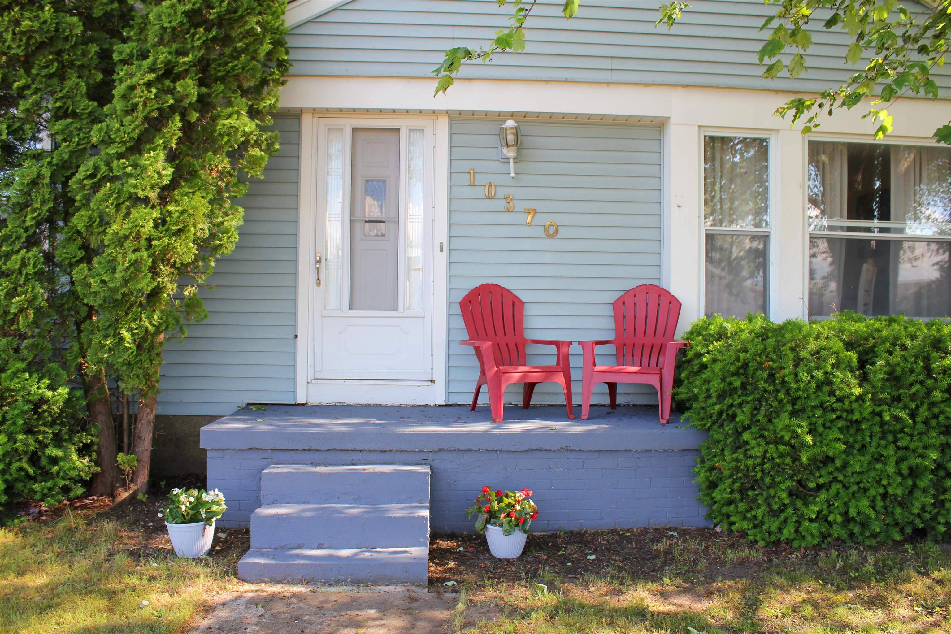 Traverse City, MI 49684,10370 E Cherry Bend Road