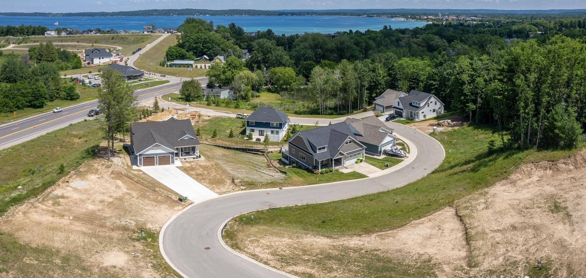 13956 S Winding Trail, Traverse City, MI 49686