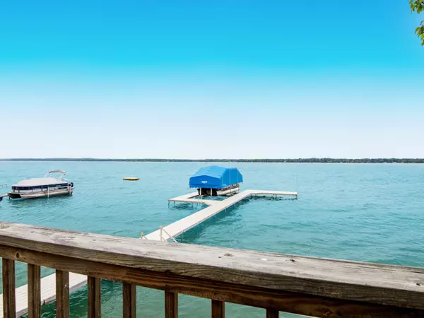 Central Lake, MI 49622,4133 N East Torch Lake Drive