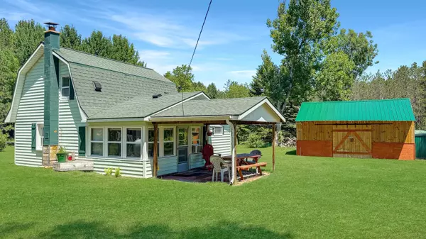 5661 W 48 Road, Cadillac, MI 49601