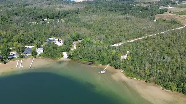 Kewadin, MI 49648-8905,14222 Birch Pointe Drive