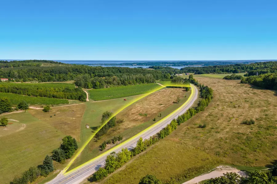 00000 E Duck Lake Road, Suttons Bay, MI 49682