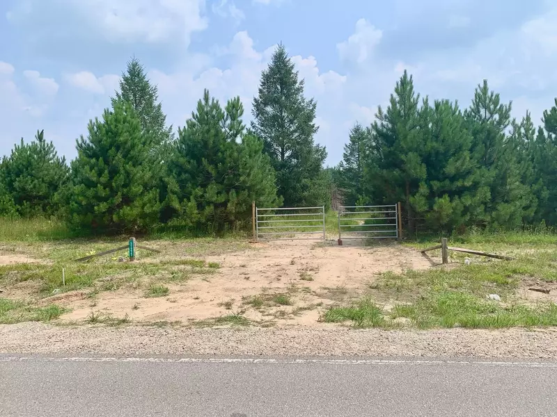 11277 Summit City Road, Kingsley, MI 49649