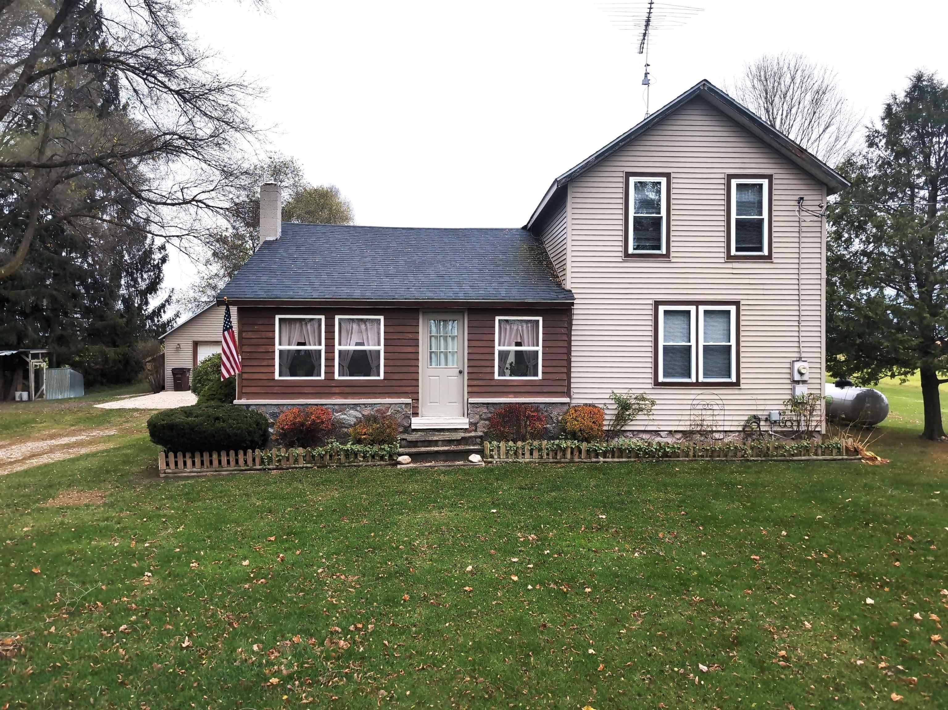 5660 N Allen Road, Lake, MI 48632