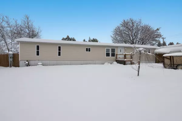 4985 N Flamingo Drive, Traverse City, MI 49685