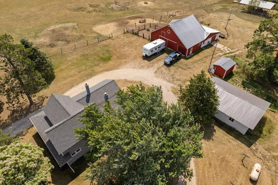 6109 W County Line Road, Buckley, MI 49620