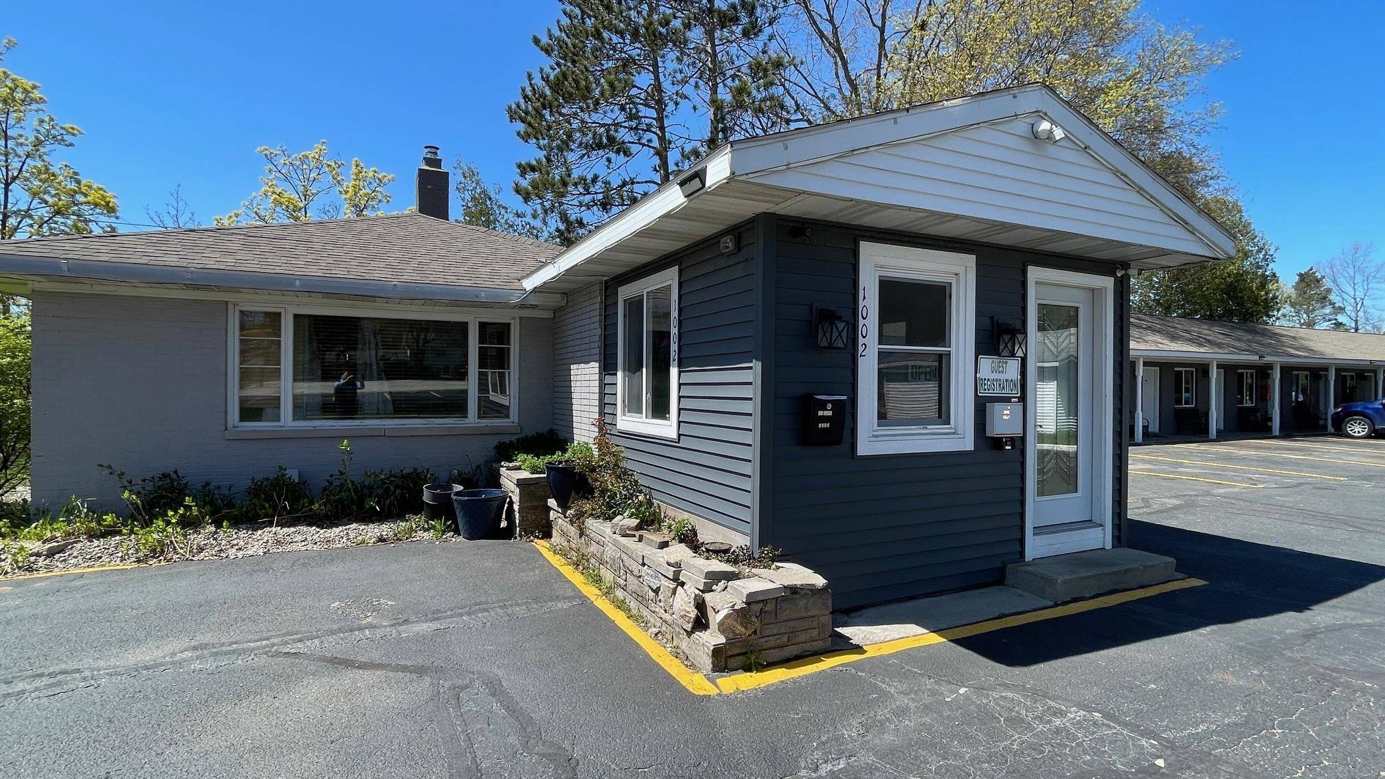 Whitehall, MI 49461,1002 E Colby Street