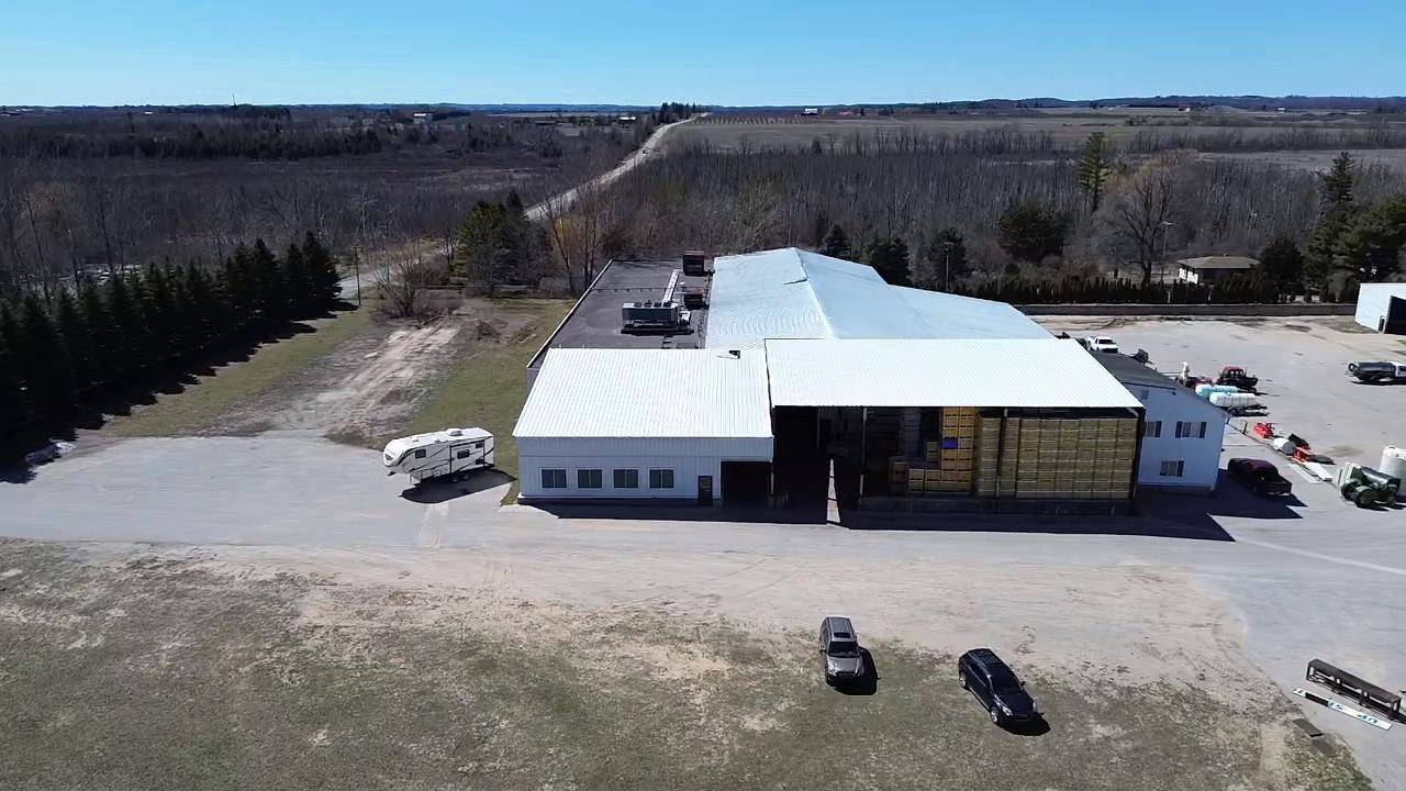 Williamsburg, MI 49690-9519,8055 Angell Road