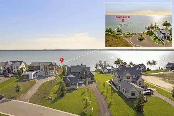 Traverse City, MI 49686,15690 Waters Edge