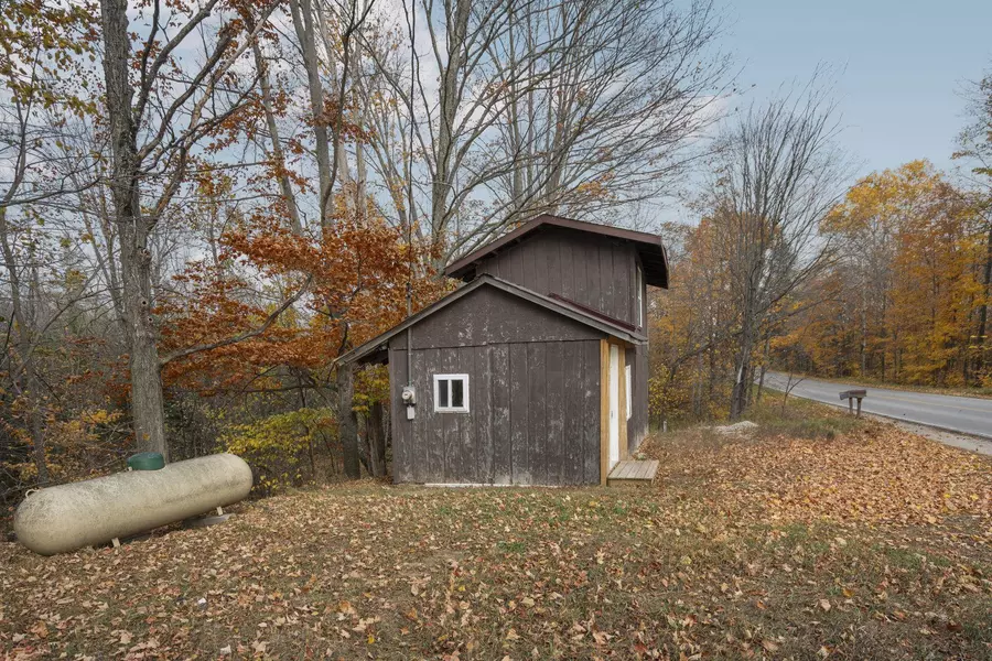 4255 E Spencer Road, Kalkaska, MI 49646