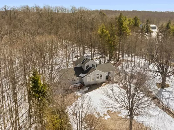 Honor, MI 49640,3687 Blueberry Lane