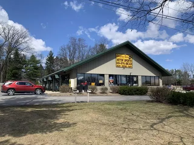 Interlochen, MI 49643,9664 US-31 S