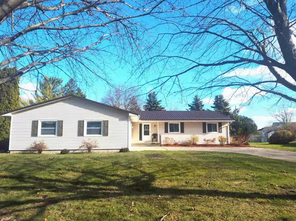 1501 Greenbrier,  Mount Pleasant,  MI 48858