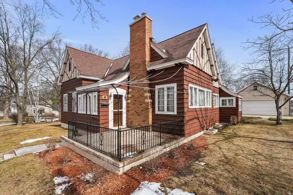 Cadillac, MI 49601,216 Holbrook