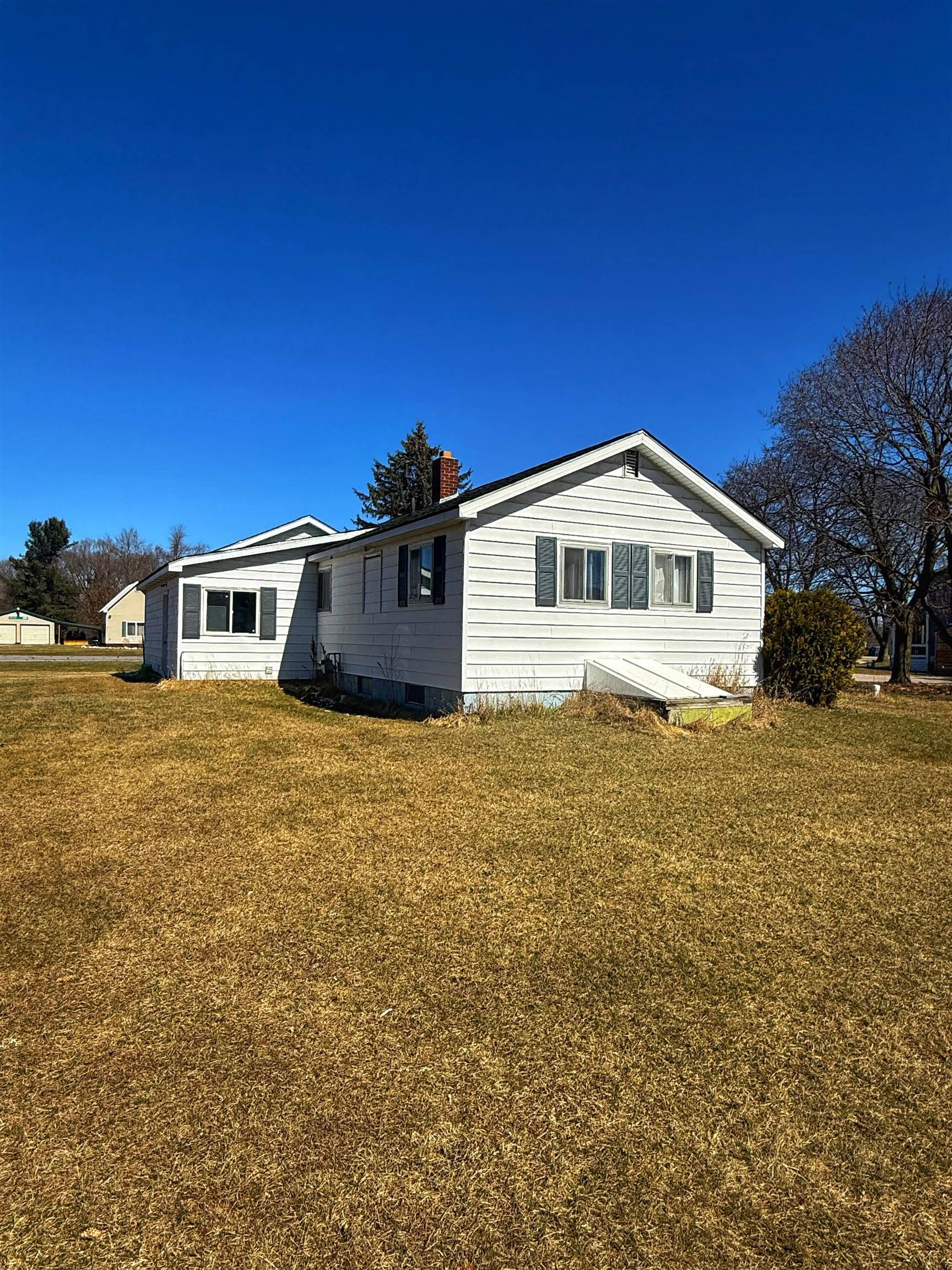 Weidman, MI 48893,6133 W Airline Road