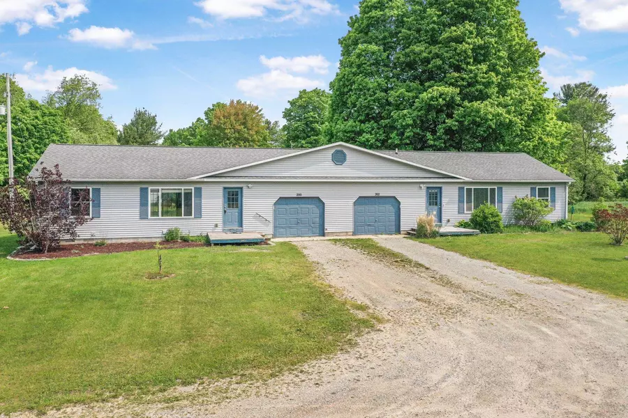 200-202 Hassle Road, Buckley, MI 49620