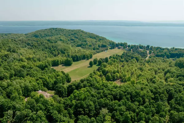 Kewadin, MI 49648,3970 NW Torch Lake Drive