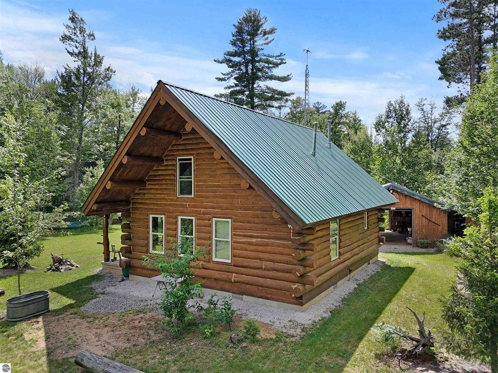 Fife Lake, MI 49633,8264 SE Military Road