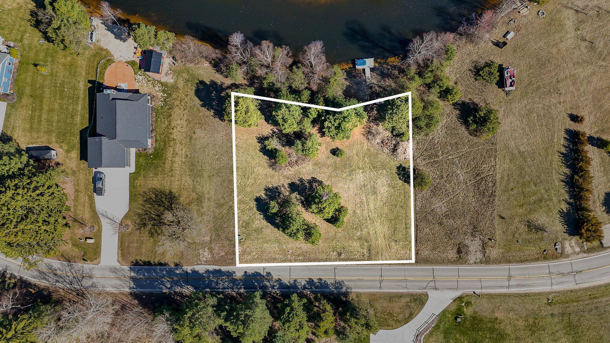 Lake Isabella, MI 48893,1208 Clubhouse Drive