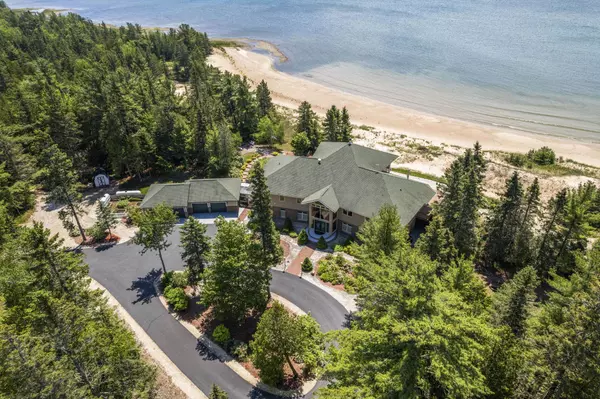 5343 Michibay Drive, Manistique, MI 49854