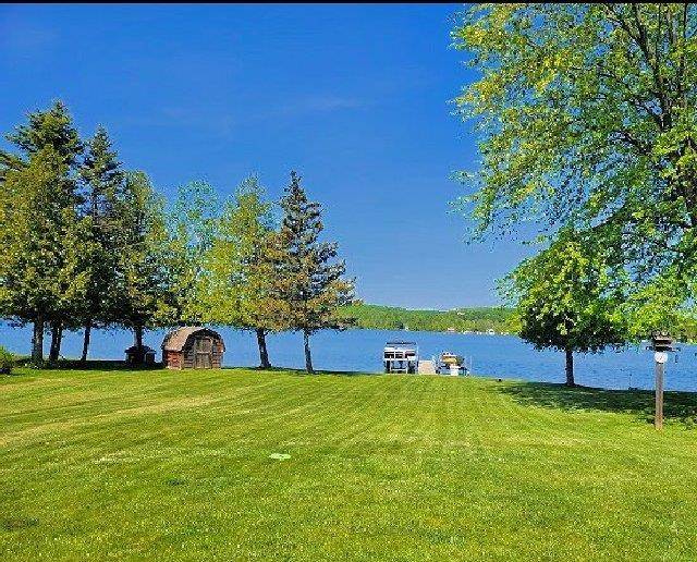 3764 S Grants Landing, Lake Leelanau, MI 49653