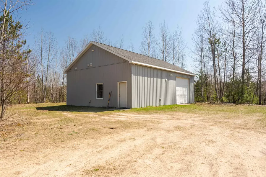 3775 W County Line Road, Buckley, MI 49620