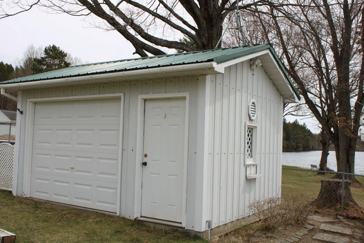 Fife Lake, MI 49633,2689 SW Ingersoll Road