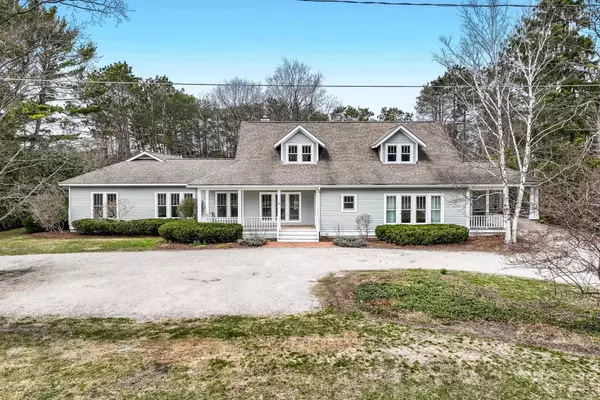 Leland, MI 49654,300 S Grand Avenue
