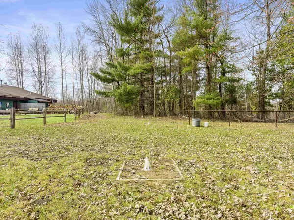 Beulah, MI 49617,13901 Honor Highway