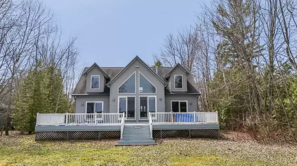 7734 N Shore Court, Grawn, MI 49637