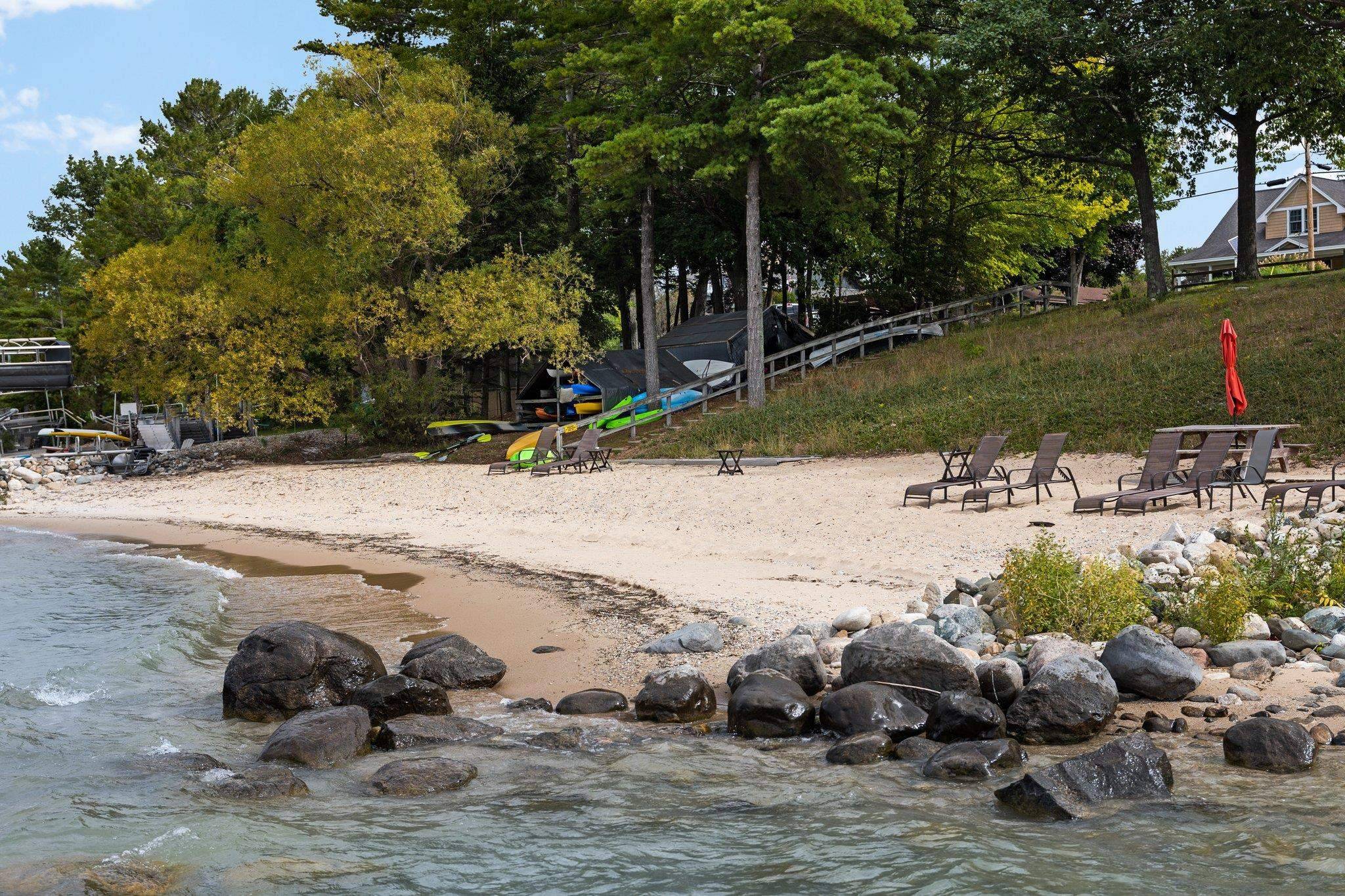 Traverse City, MI 49686,8050 Peninsula Drive