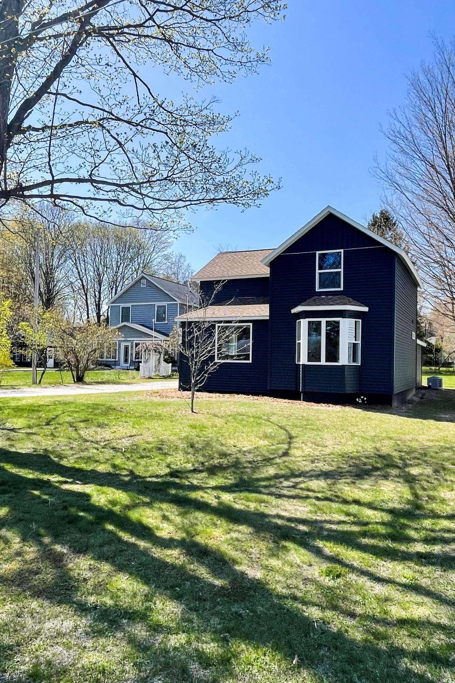 531 Corning Avenue, Frankfort, MI 49635