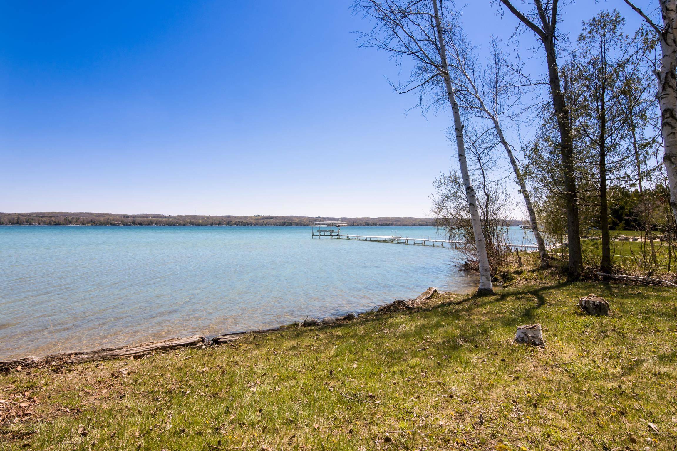 3972 US-31 N, Kewadin, MI 49648-9285