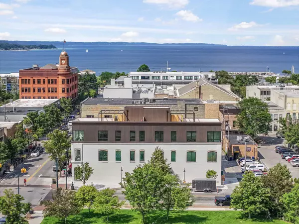 111 E State Street, Traverse City, MI 49684