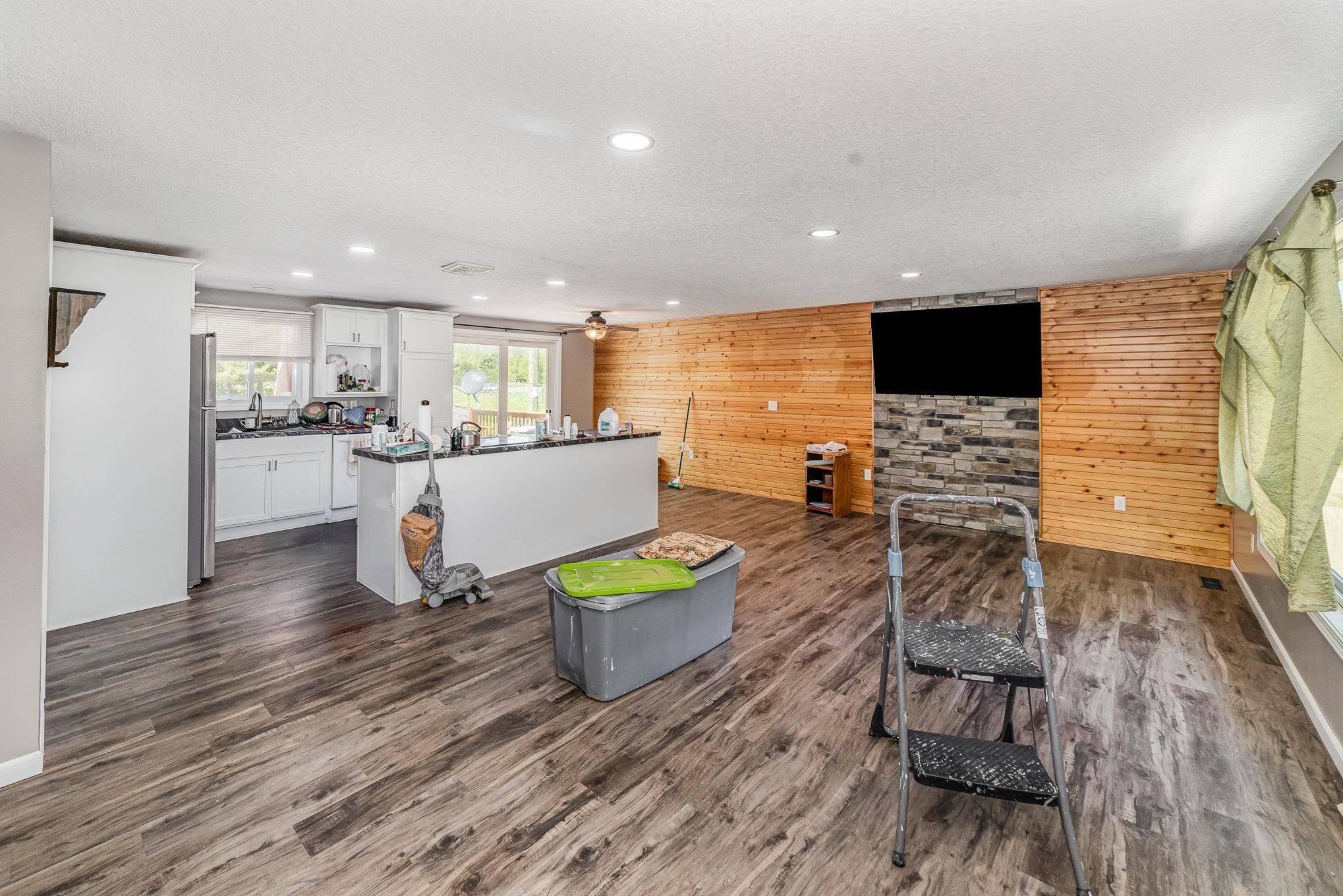 Farwell, MI 48622,7205 N Gilmore Road