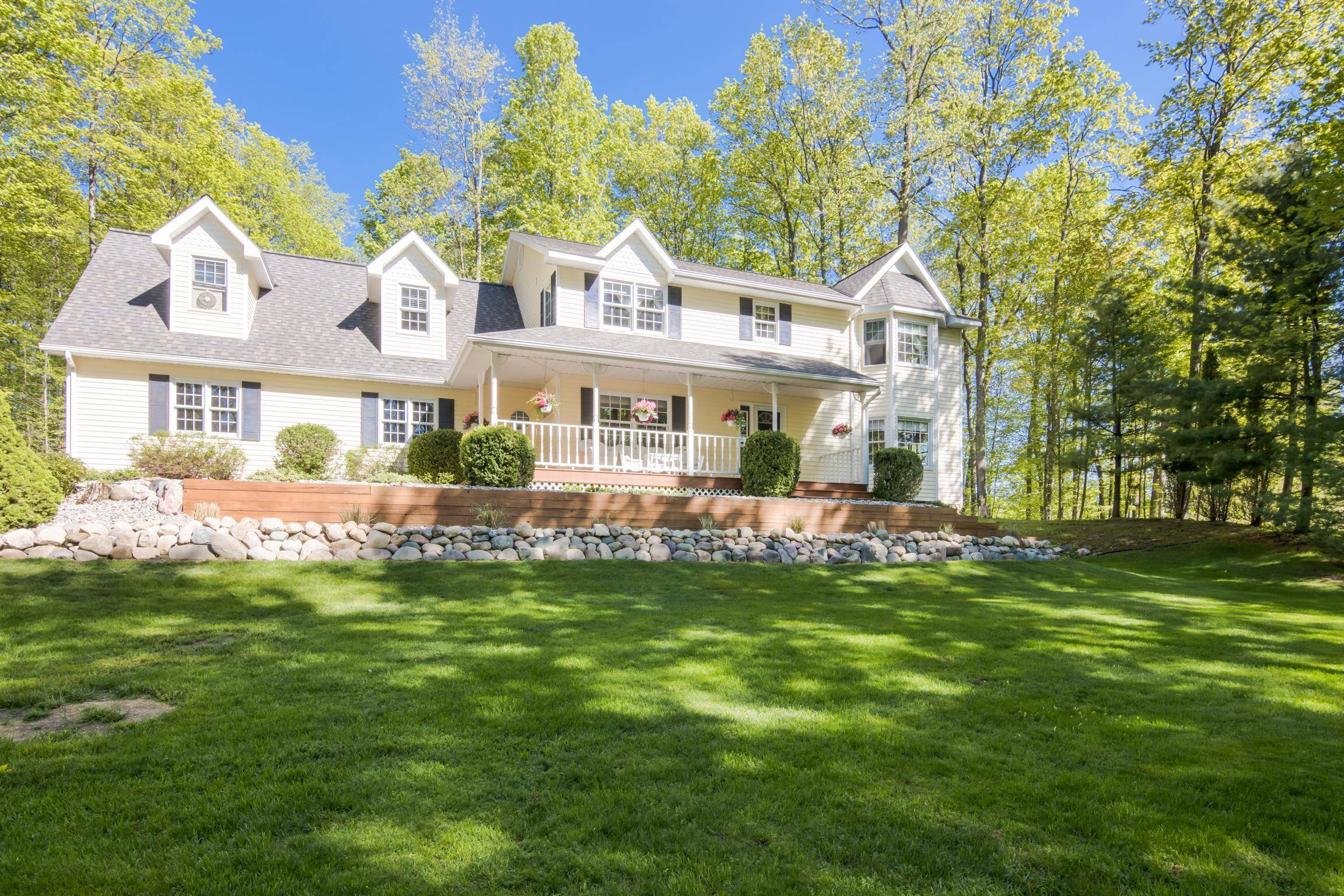 8356 S Forest Drive, Traverse City, MI 49684