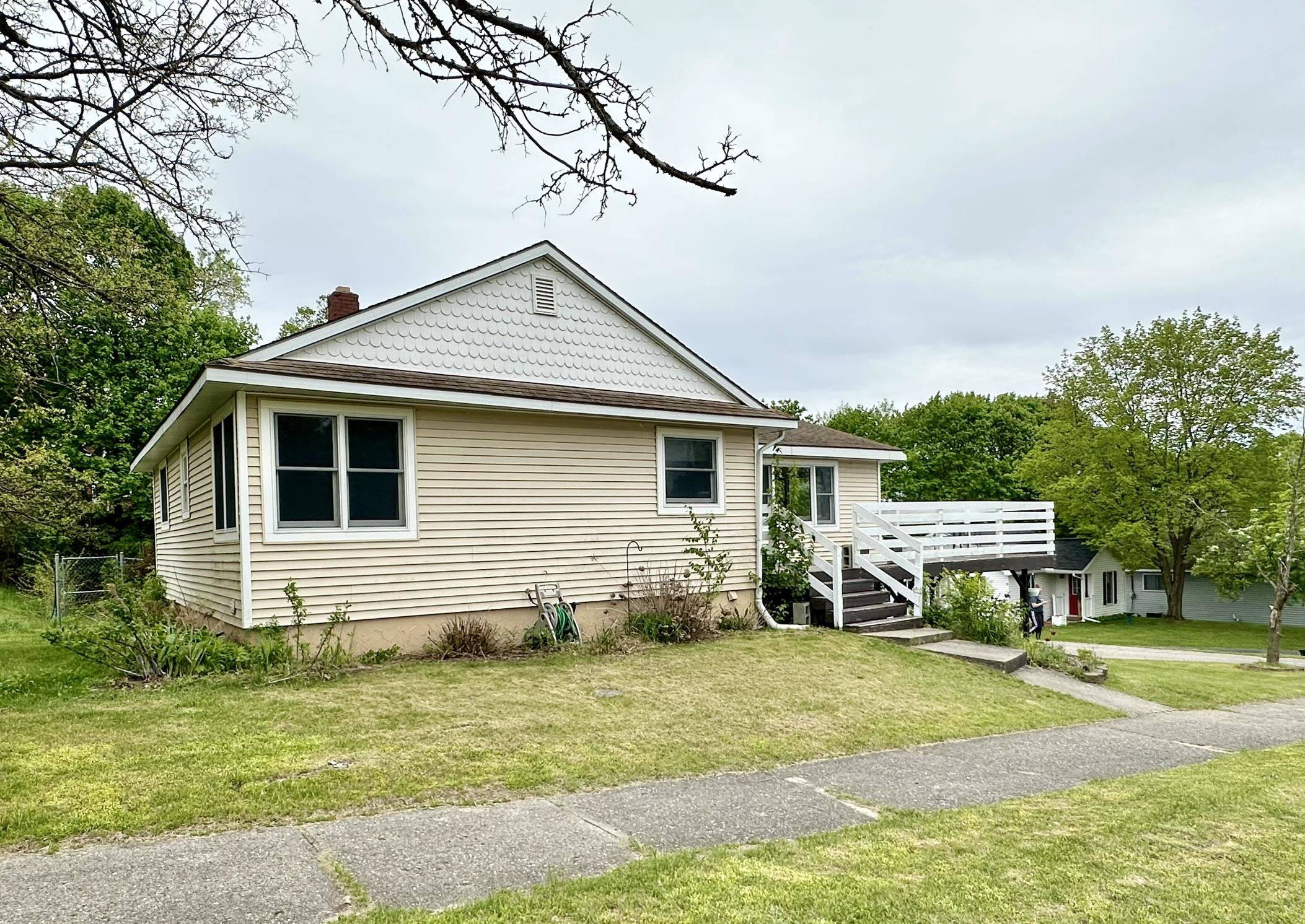Cadillac, MI 49601,424 E North Street