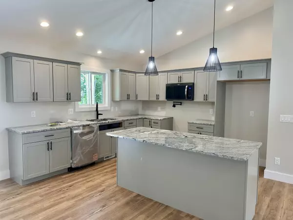 Traverse City, MI 49696,1004 Birmley Estates Drive