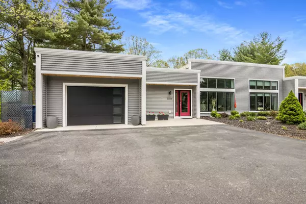 8906 A Manhattan North, Traverse City, MI 49685