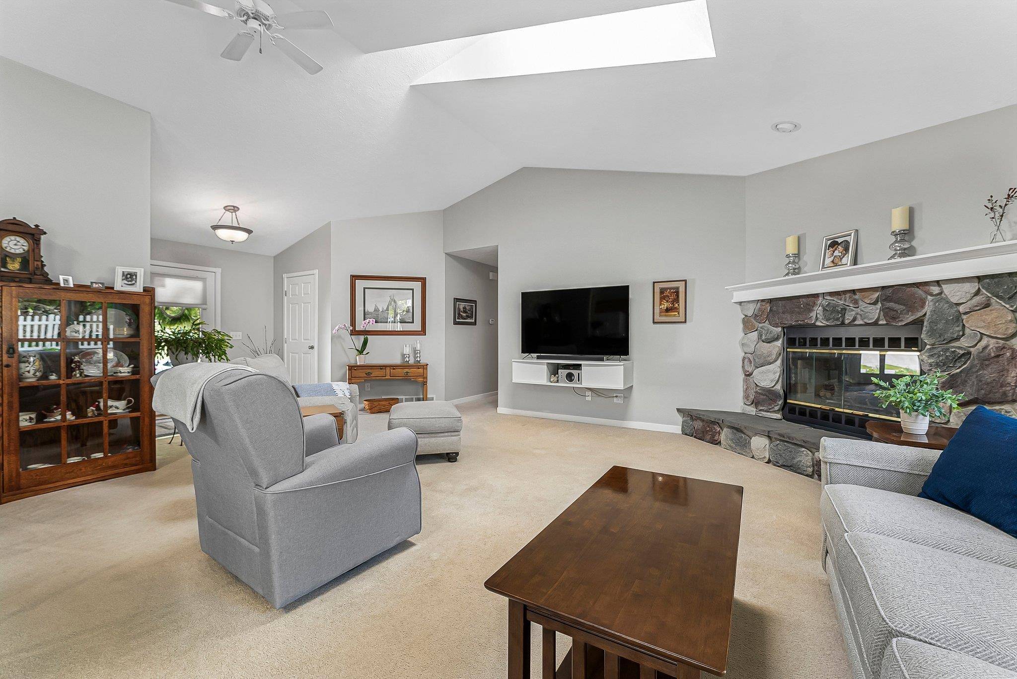 Traverse City, MI 49696,1291 Farmington Drive