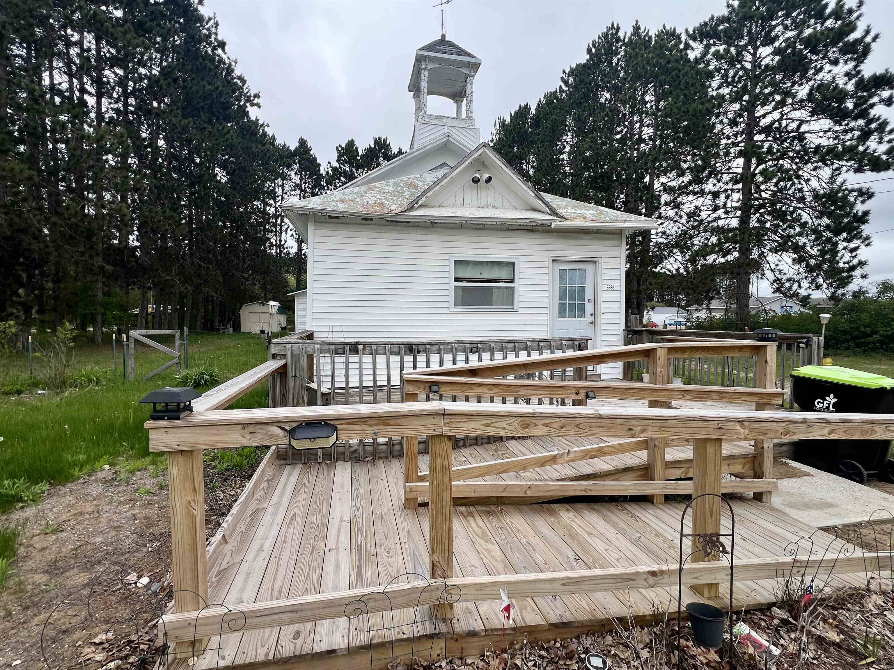 6993 E 34 Road, Cadillac, MI 49601