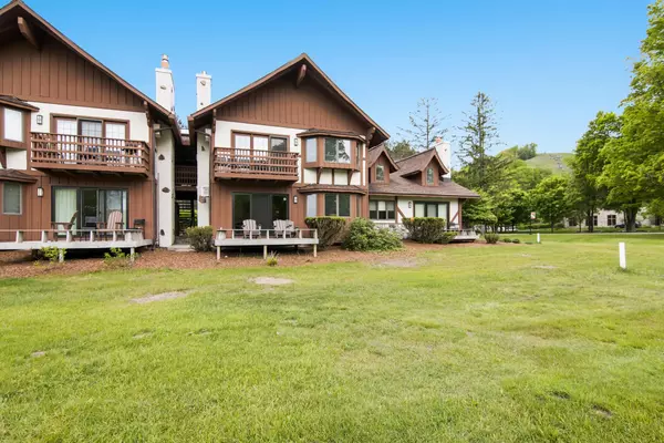 Thompsonville, MI 49683,7765 Washtenaw Drive